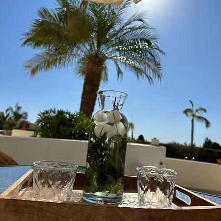 בית נופש Cyprus With Sea View *