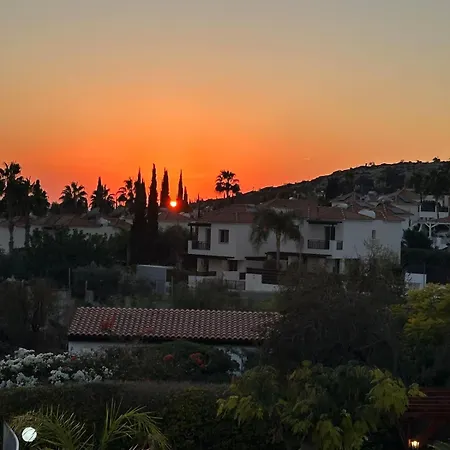Holiday home Cyprus With Sea View Peyia