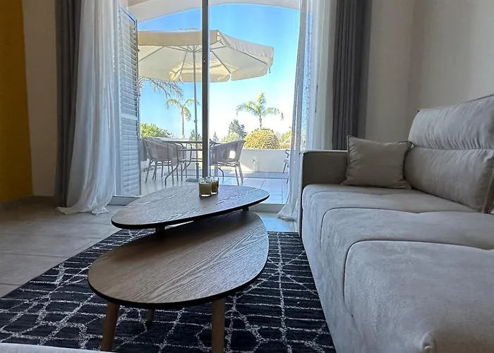 Feriehus Cyprus With Sea View