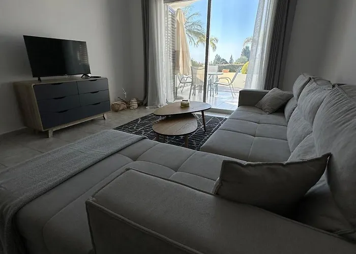 Cyprus With Sea View Feriehus