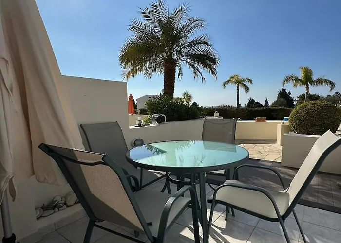 Cyprus With Sea View Feriehus