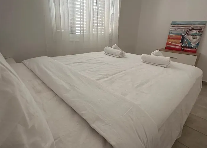 Feriehus Cyprus With Sea View