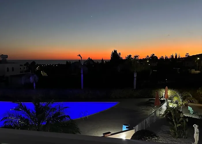 Hébergement de vacances Cyprus With Sea View *